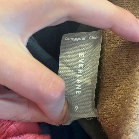 Everlane Alpaca Wool Crew Neck Sweater EUC Tan / Camel - Picture 2 of 4